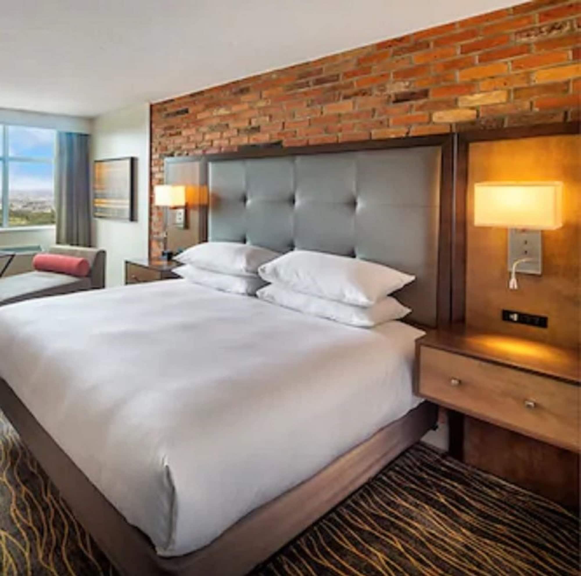 Doubletree By Hilton Toronto Airport, On Hotel Ngoại thất bức ảnh