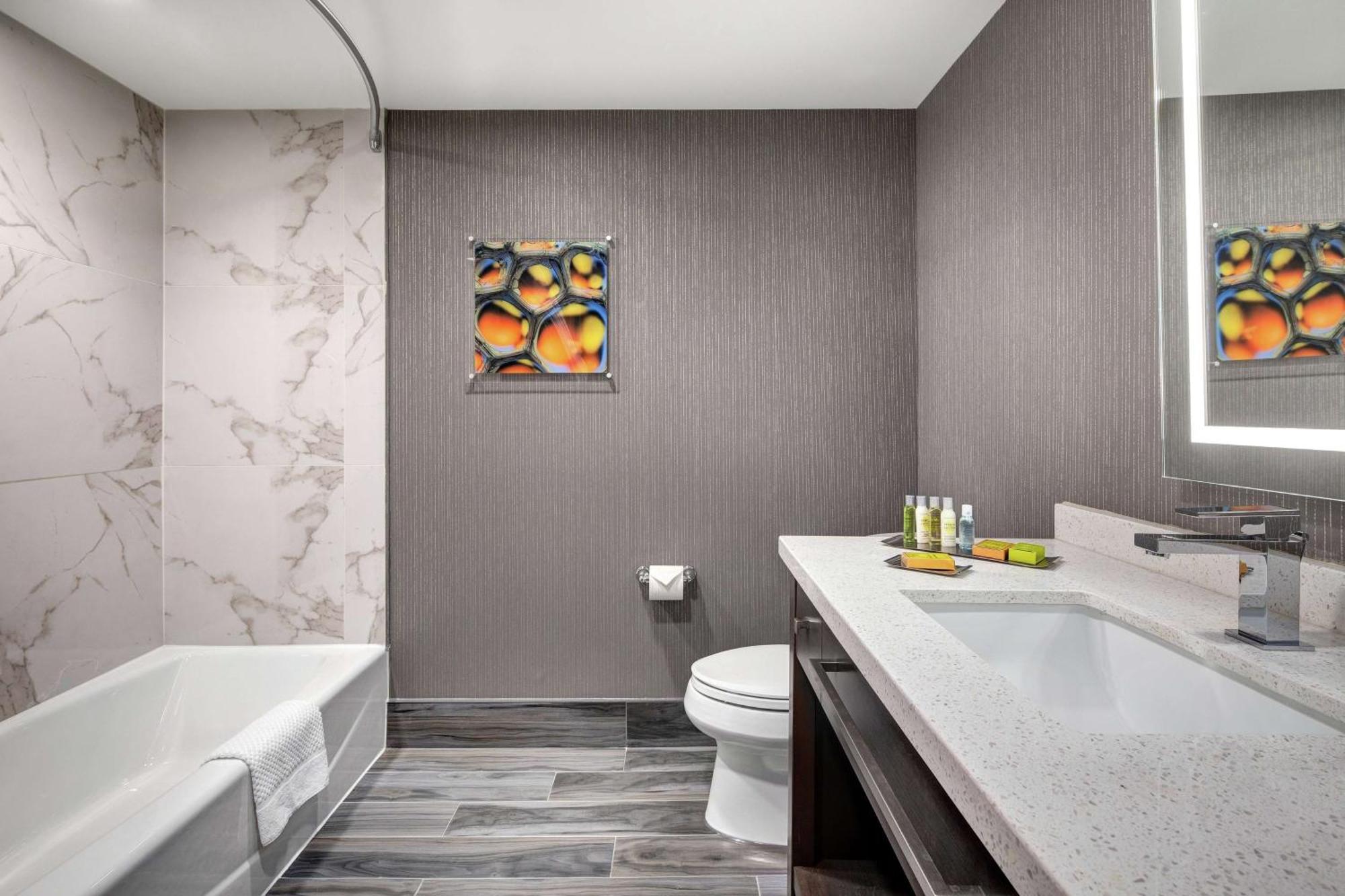 Doubletree By Hilton Toronto Airport, On Hotel Ngoại thất bức ảnh